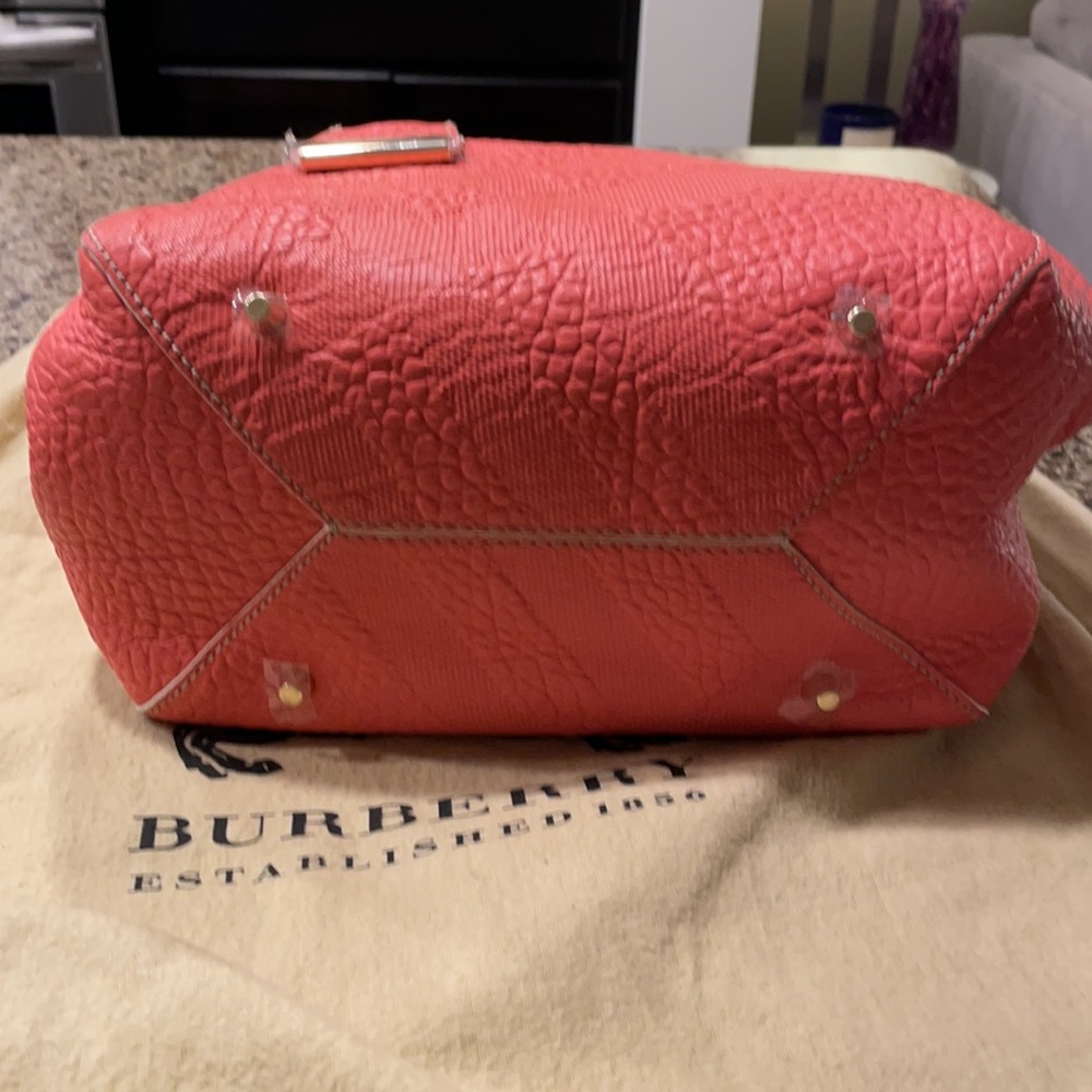 Burberry Signature Grain Check Canterbury Tote - Picture 4 of 16